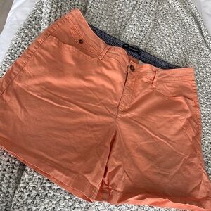 Lee Natural Fit Women’s Shorts Size 14 Tangerine color 6” inseam